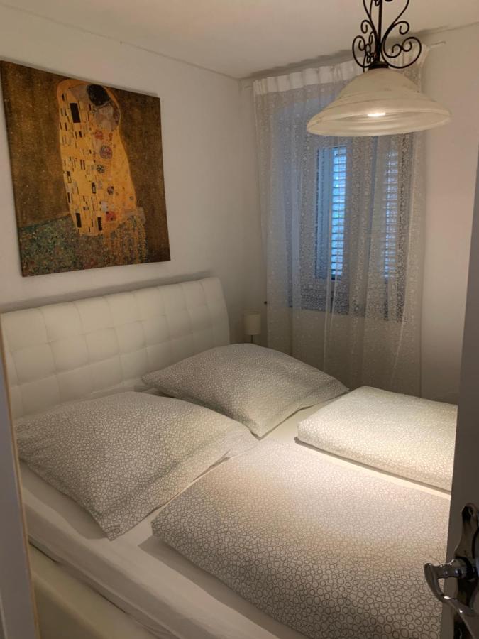 Apartman Annamaria Cres Exterior photo